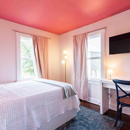 Blush And Bashful Germantown Two Bedroom Apartment Louisville Exterior foto